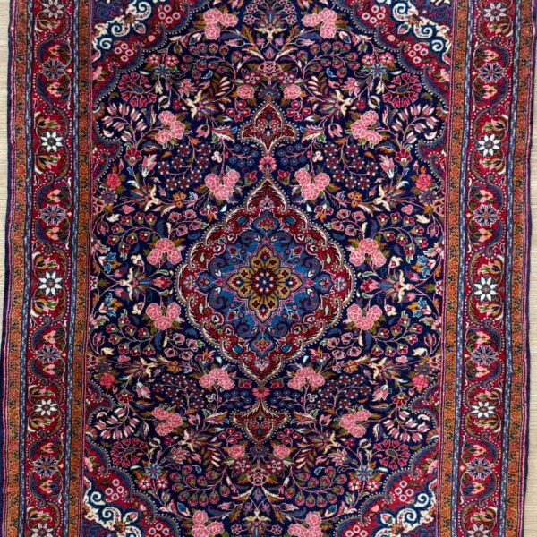 Sarogh Handmade Rug